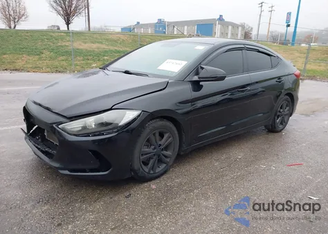 2018 Hyundai Elantra Value Edition из США, поврежденный, VIN 5NPD84LFXJH395164